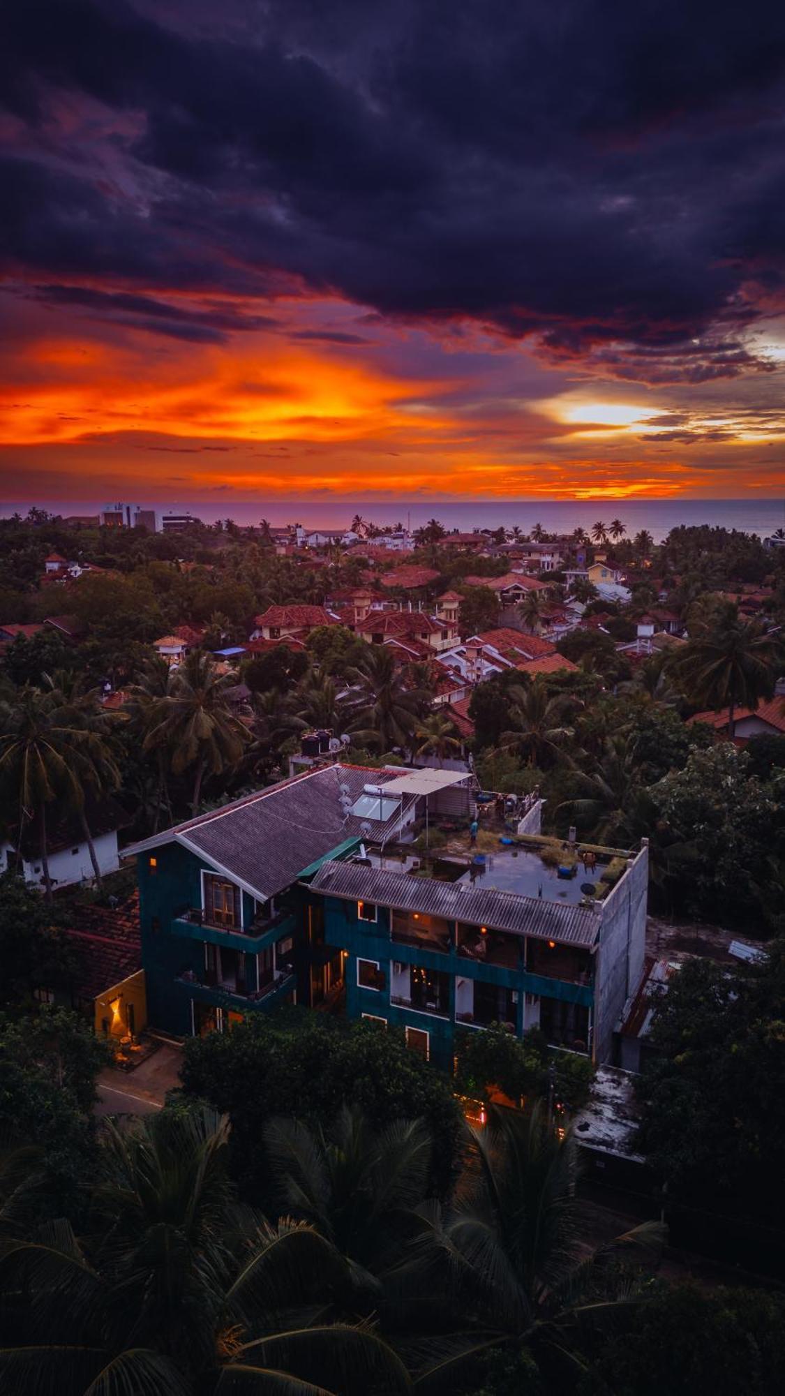 Summerside Residence Negombo Esterno foto